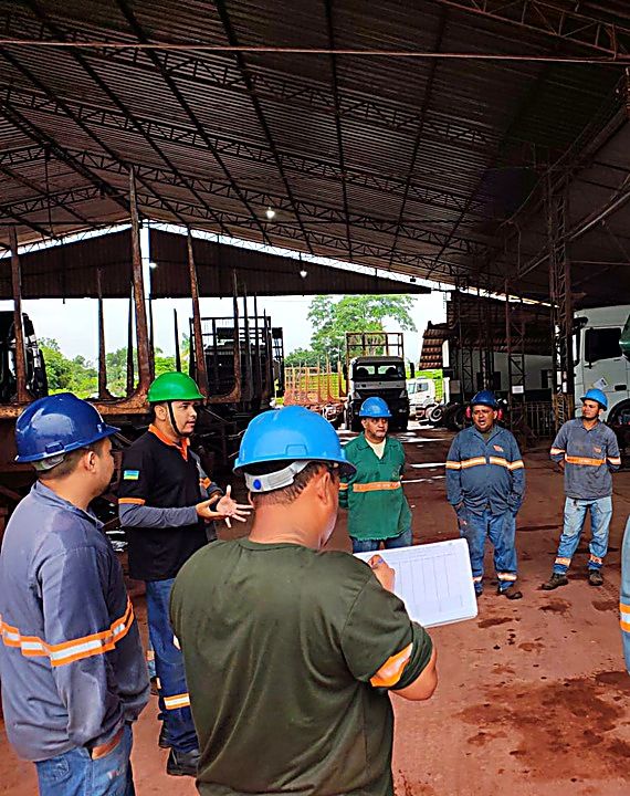 Roda de conversa e DDS na Base Santana durante a campanha