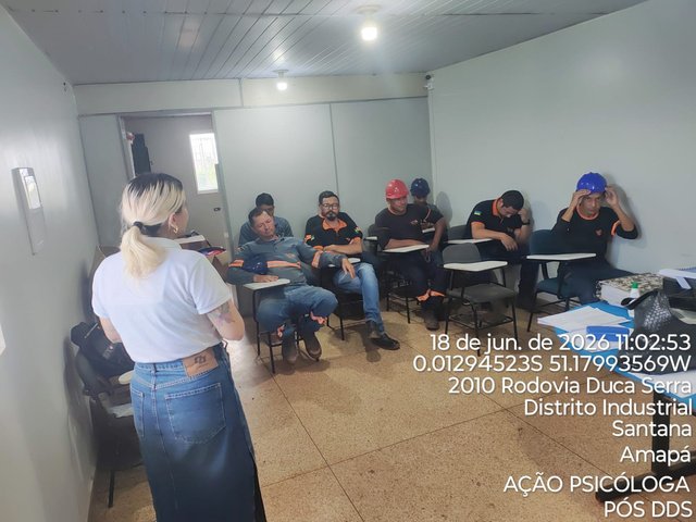 Colaboradores na ação Junho Violeta VDA